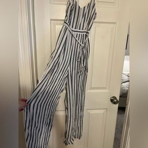 American Eagle XS jumpsuit
